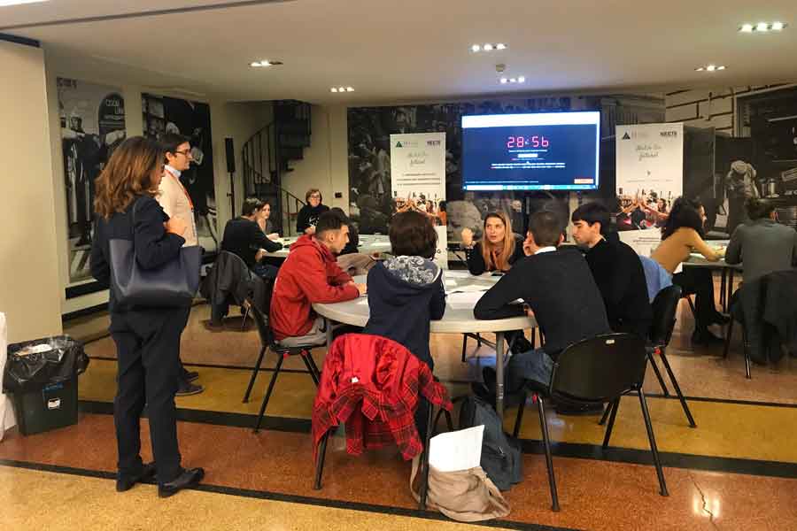 Inaugurato al Palazzo della Borsa il Career Day. Subito grande afflusso e oltre 2000 prenotazioni